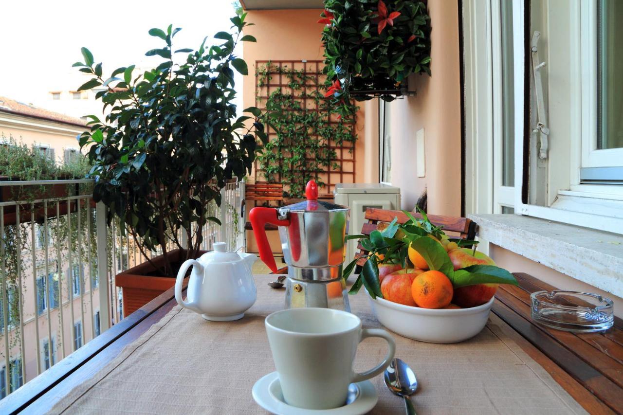 Deco'S Place Roma Teodora ภายนอก รูปภาพ