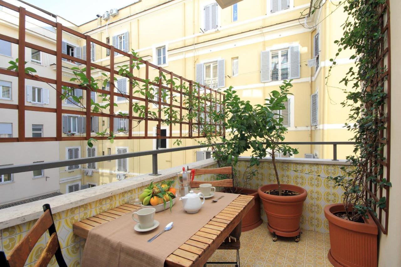 Deco'S Place Roma Teodora ภายนอก รูปภาพ